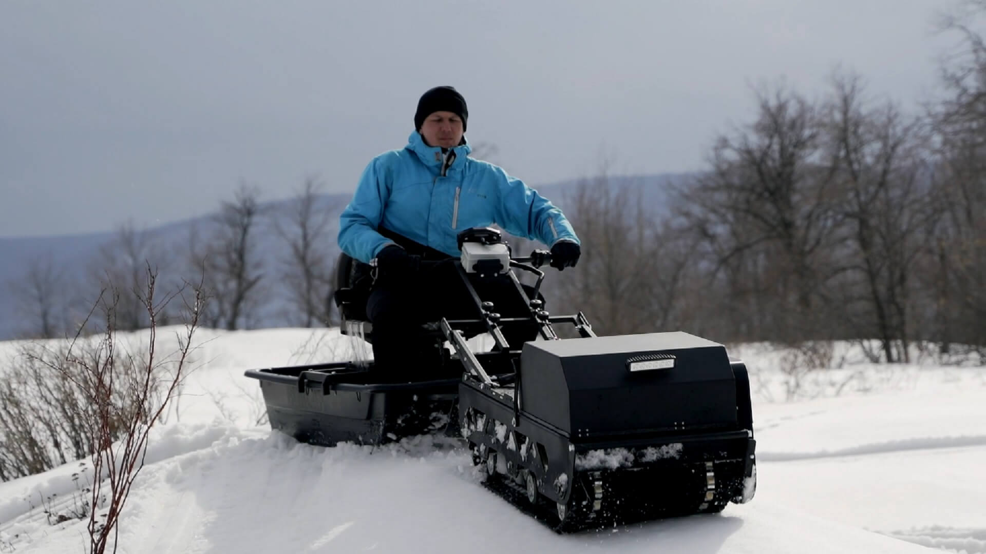 Electric snowdog “Sniejik”