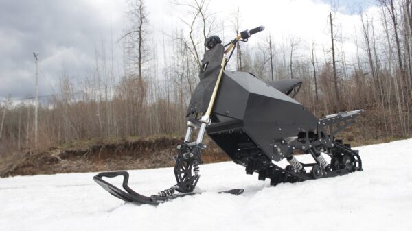 Sniejik powerful electric snowmobile_electric snowbike_esled_MTT136_Moonbike_taiga motors_snowscooter_ebike_11